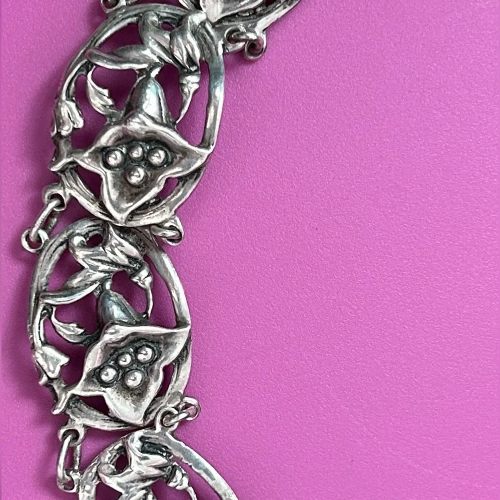 Gorgeous old vintage sterling silver substantial weight lily panel bracelet